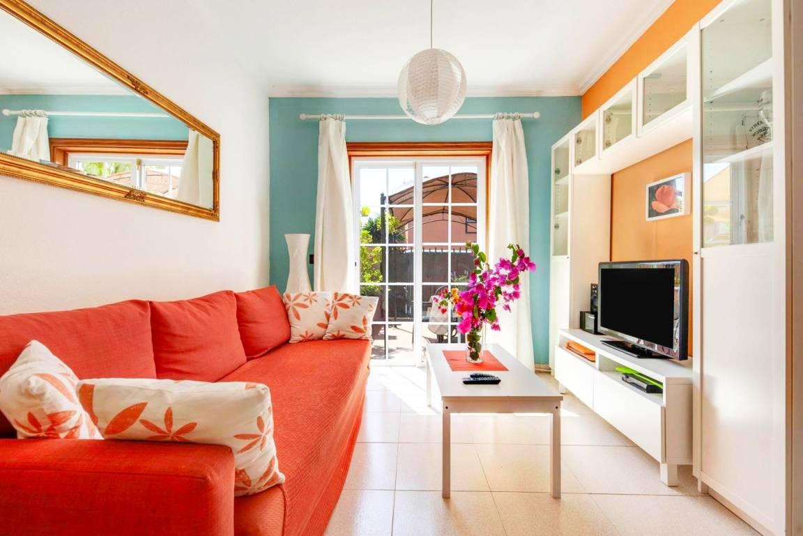 Friendly, family holiday home with barbecue