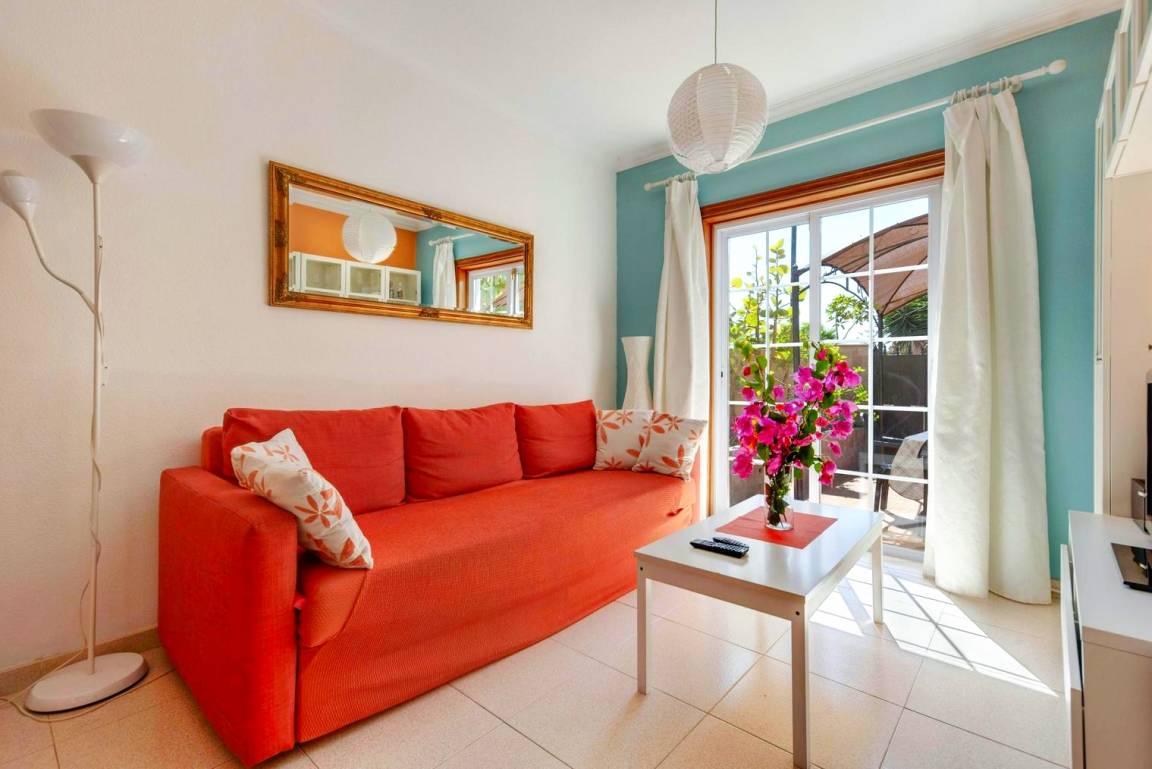 Friendly, family holiday home with barbecue